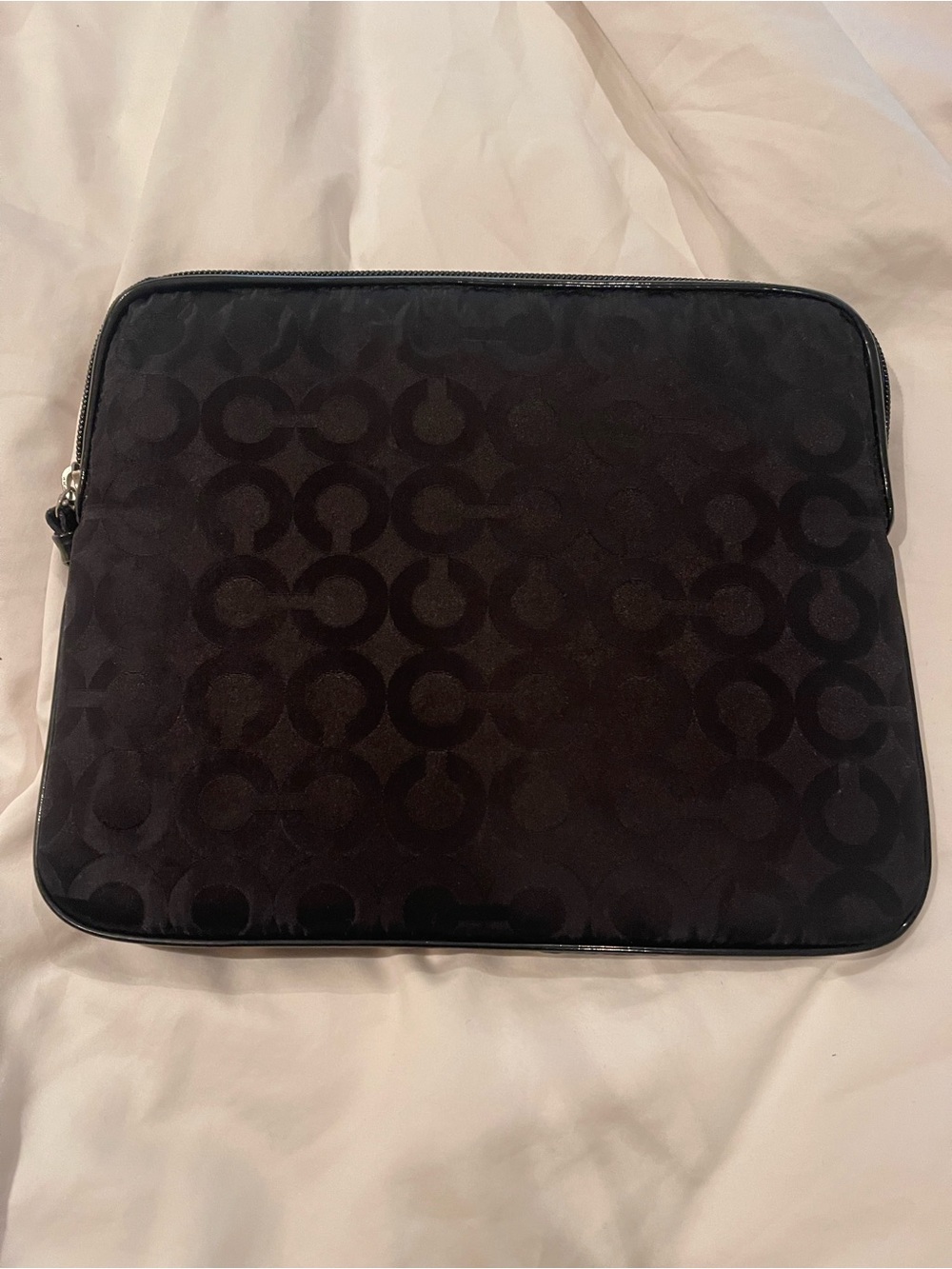 Coach black tablet case iPad signature edition - Picture 7 of 10